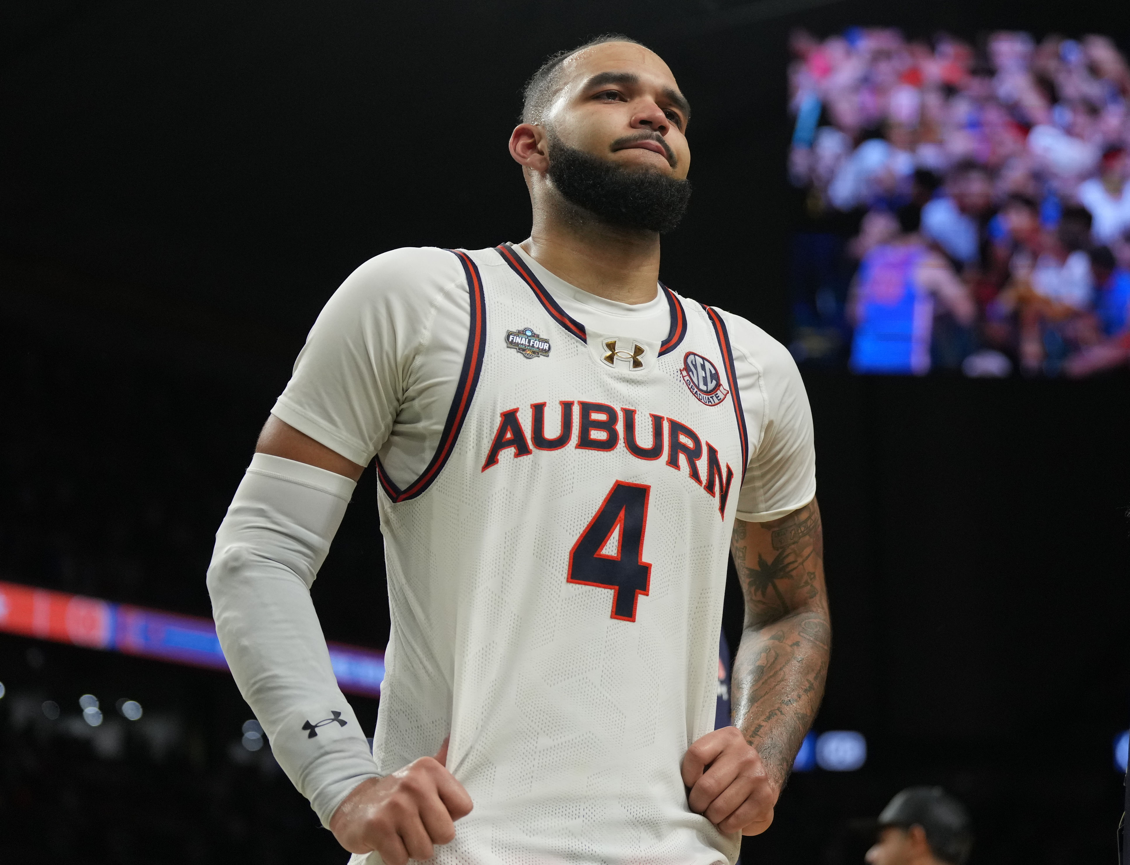 One of the best college basketball players in the nation, Broome is still waiting to hear his name called on Thursday at the NBA Draft. (Photo Credit: IMAGN)